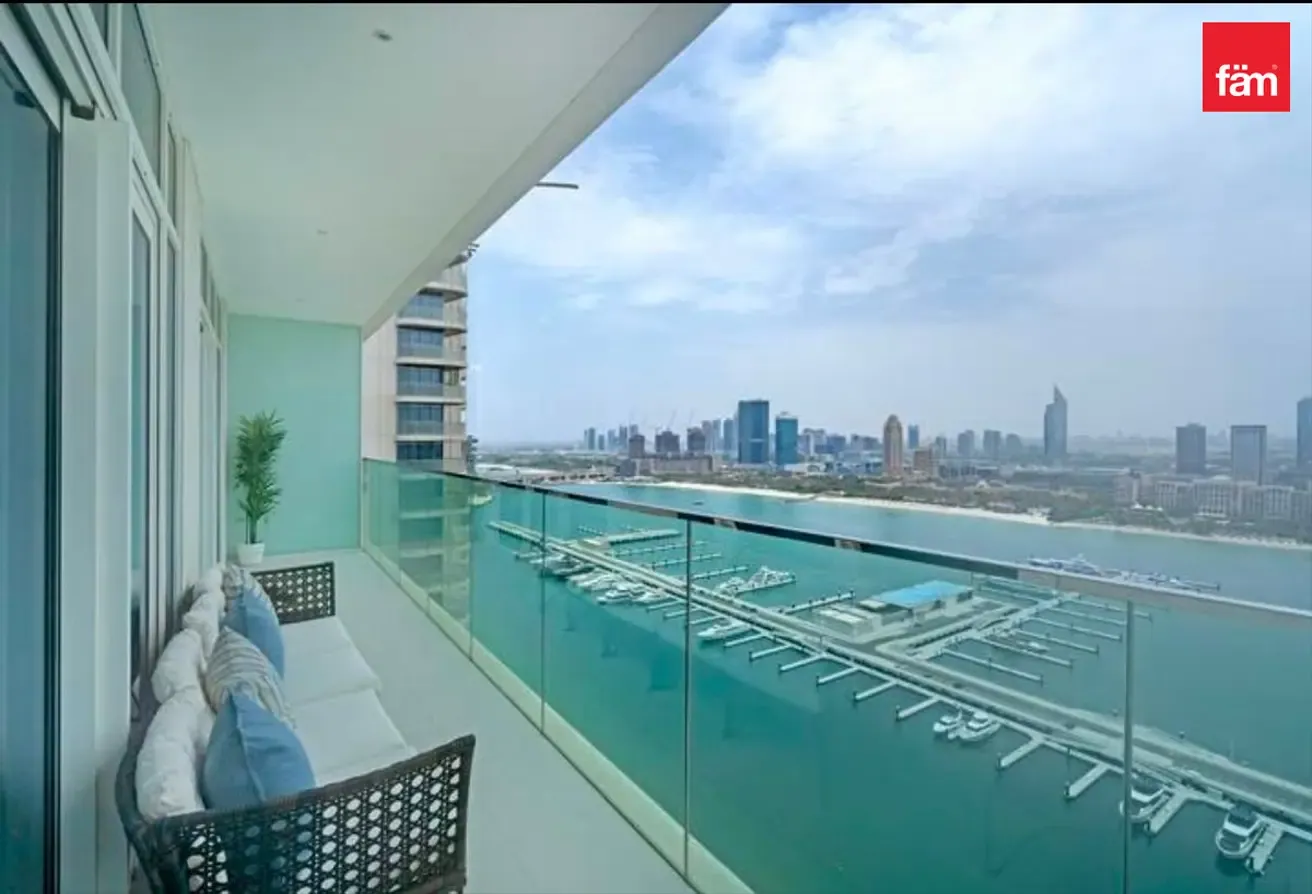 Sea and Marina Skyline View I Private Beach Access