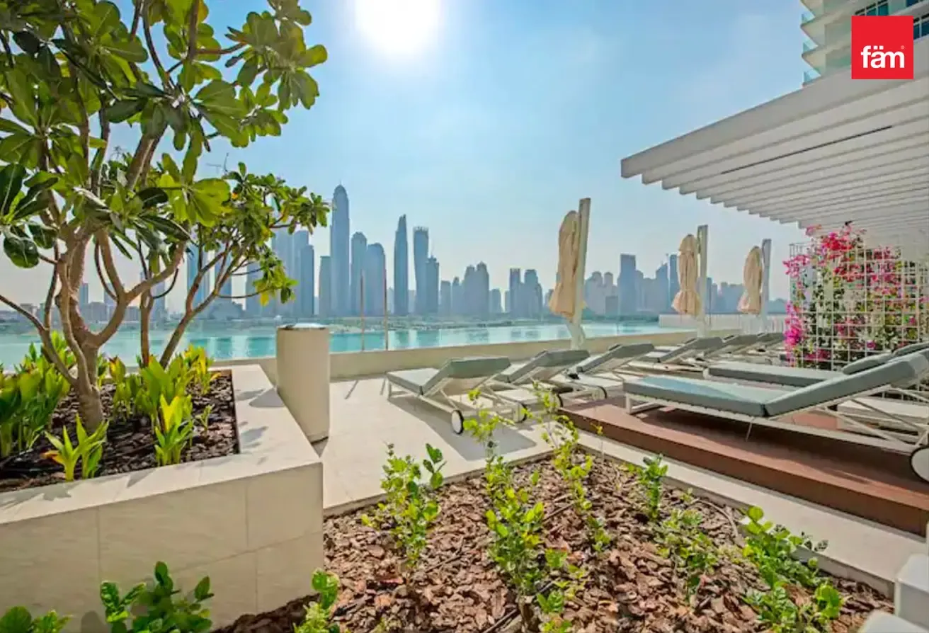Sea and Marina Skyline View I Private Beach Access