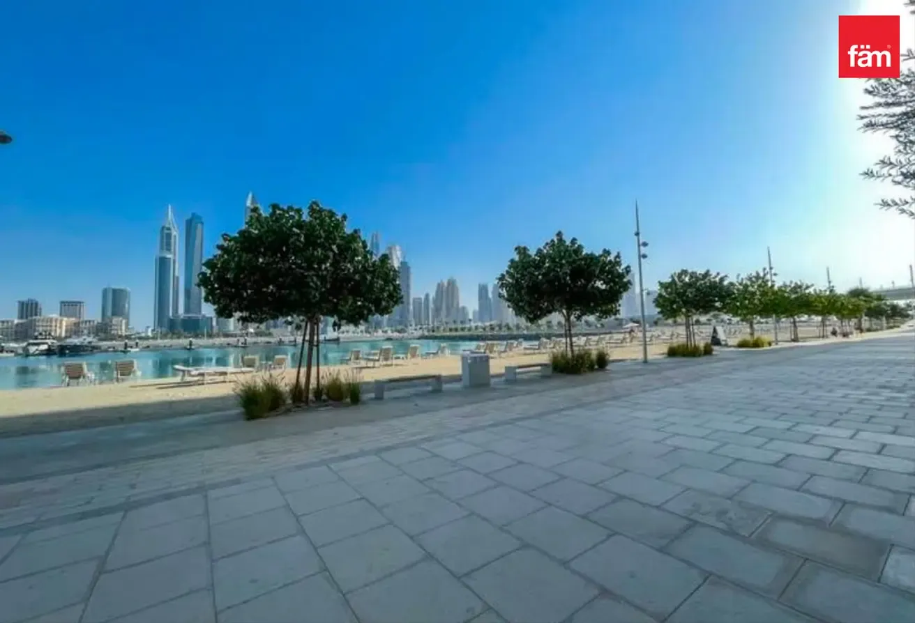 Sea and Marina Skyline View I Private Beach Access