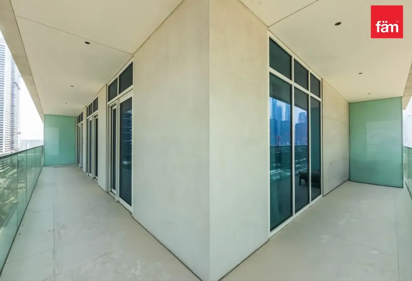 Furnished | Sea and Marina Skyline Views | Vacant