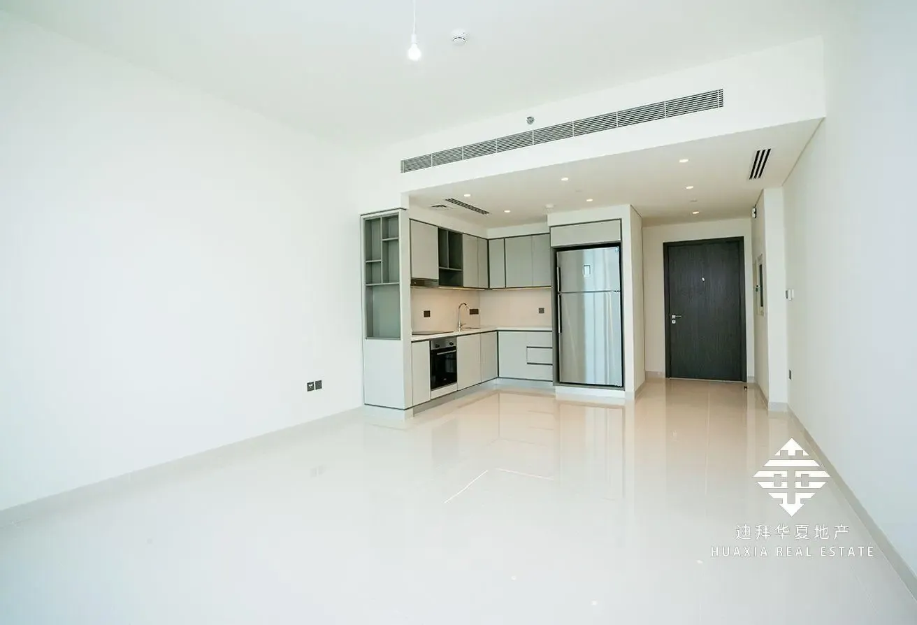 Marina Sea View | Beach Access | Luxury 2 Bed