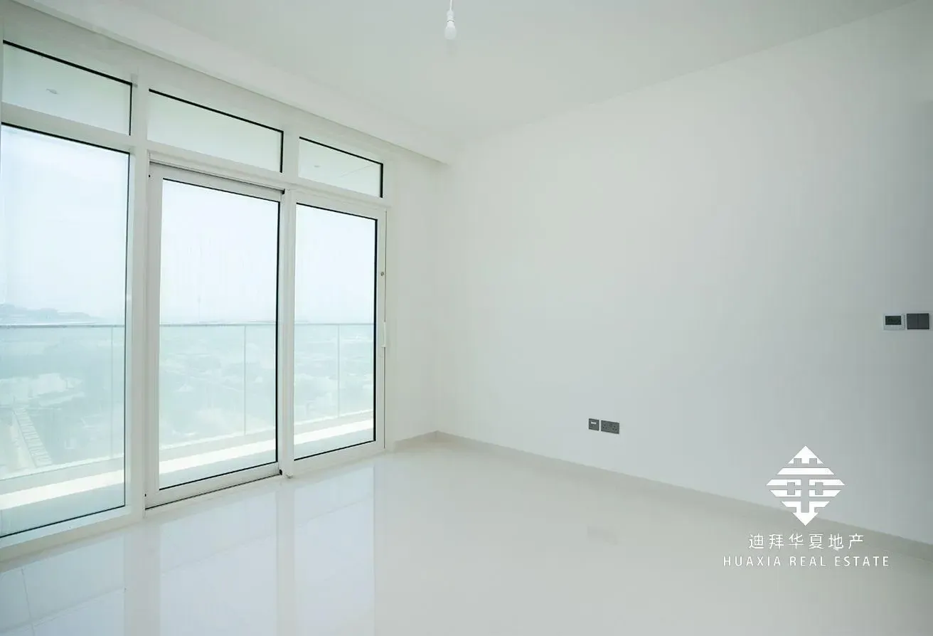 Marina Sea View | Beach Access | Luxury 2 Bed
