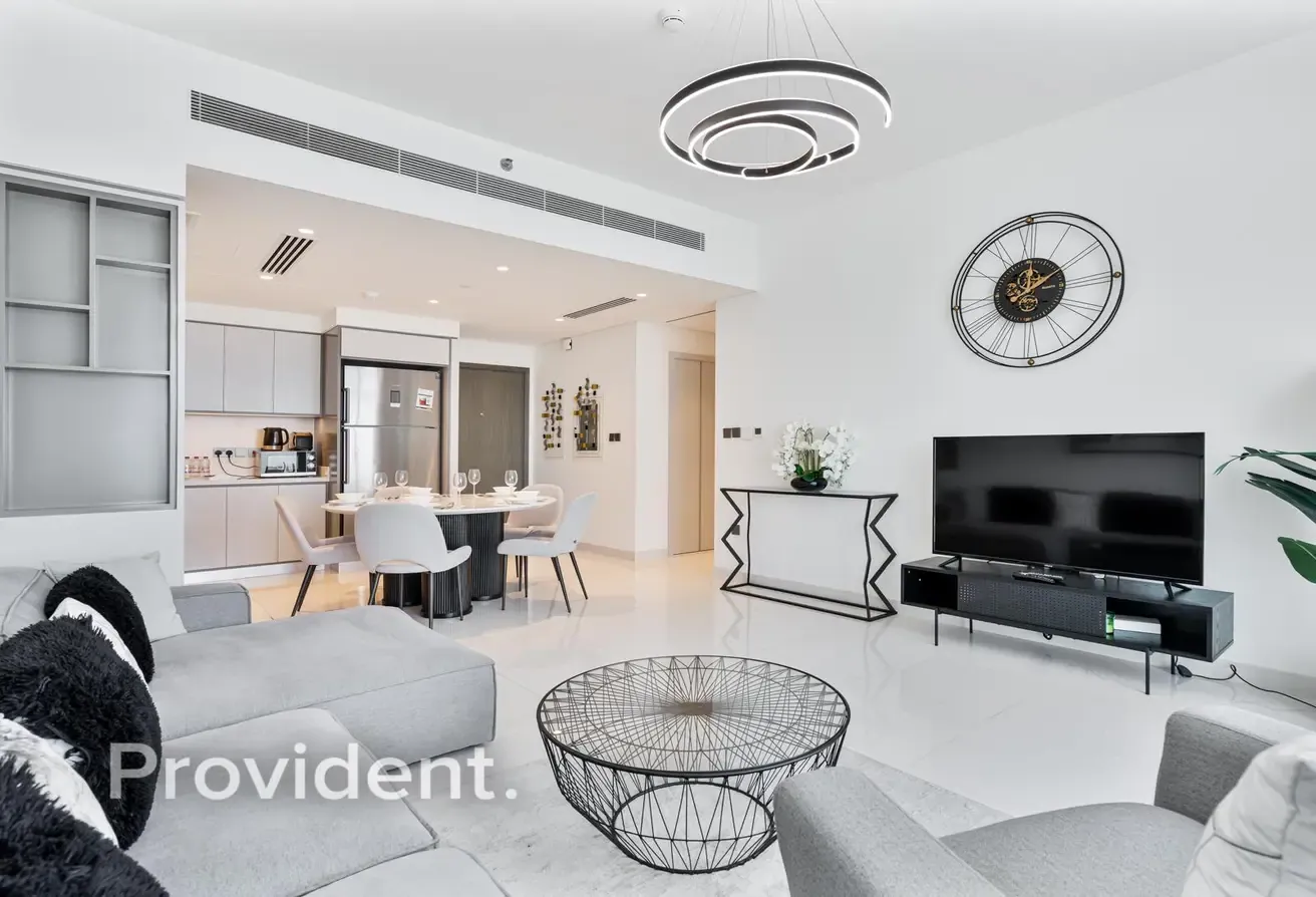 Waterfront Living | 2 Bedrooms | Fully Furnished
