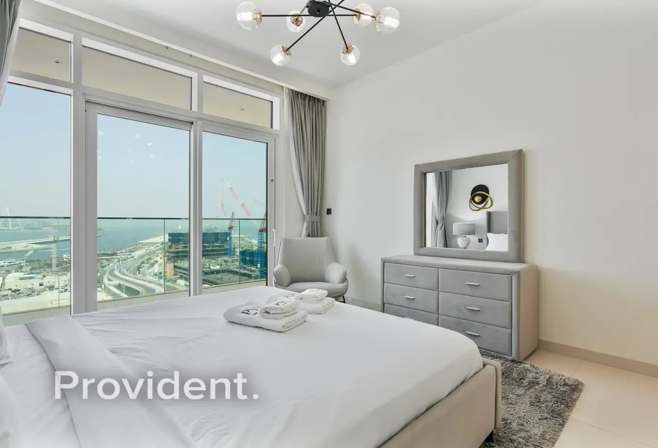 Waterfront Living | 2 Bedrooms | Fully Furnished