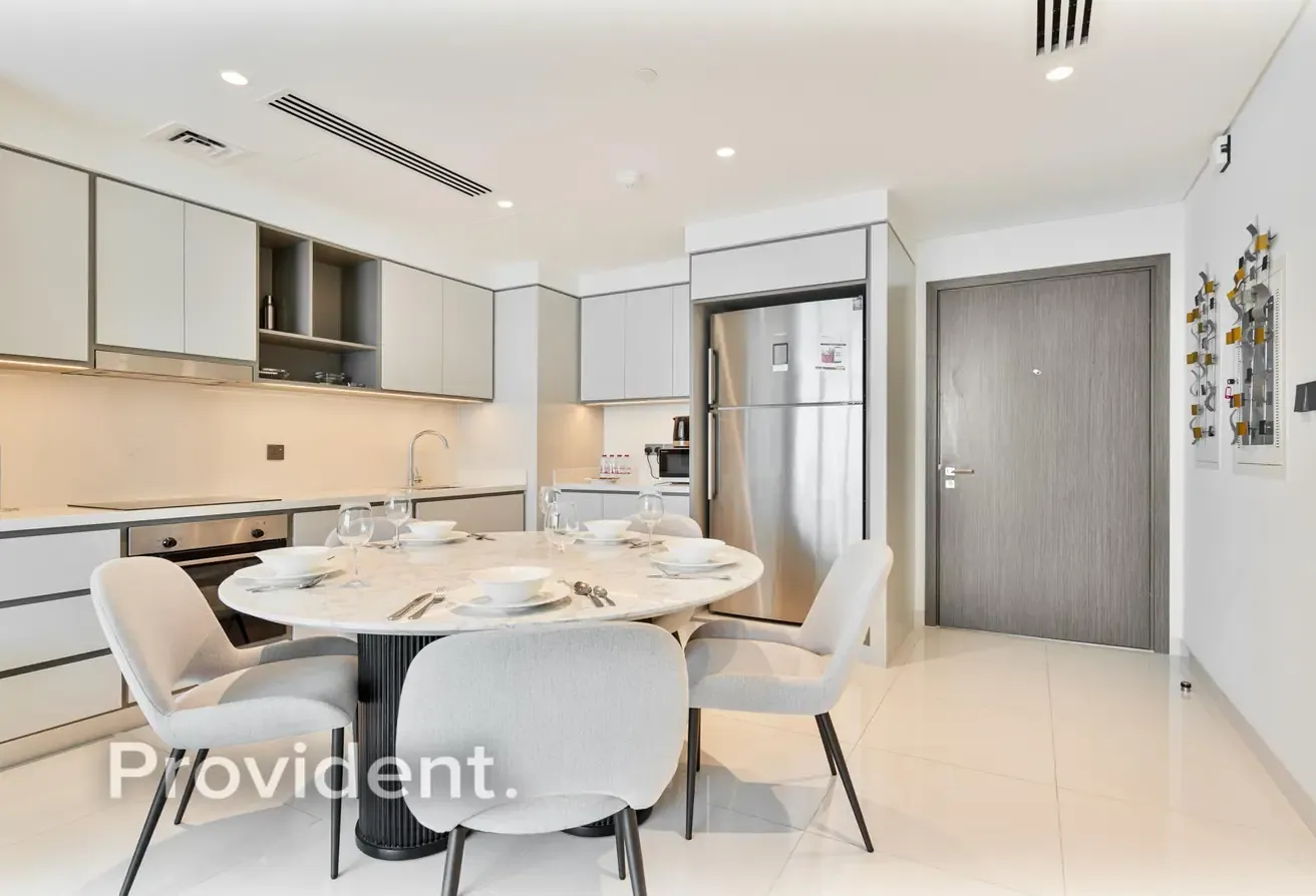 Waterfront Living | 2 Bedrooms | Fully Furnished