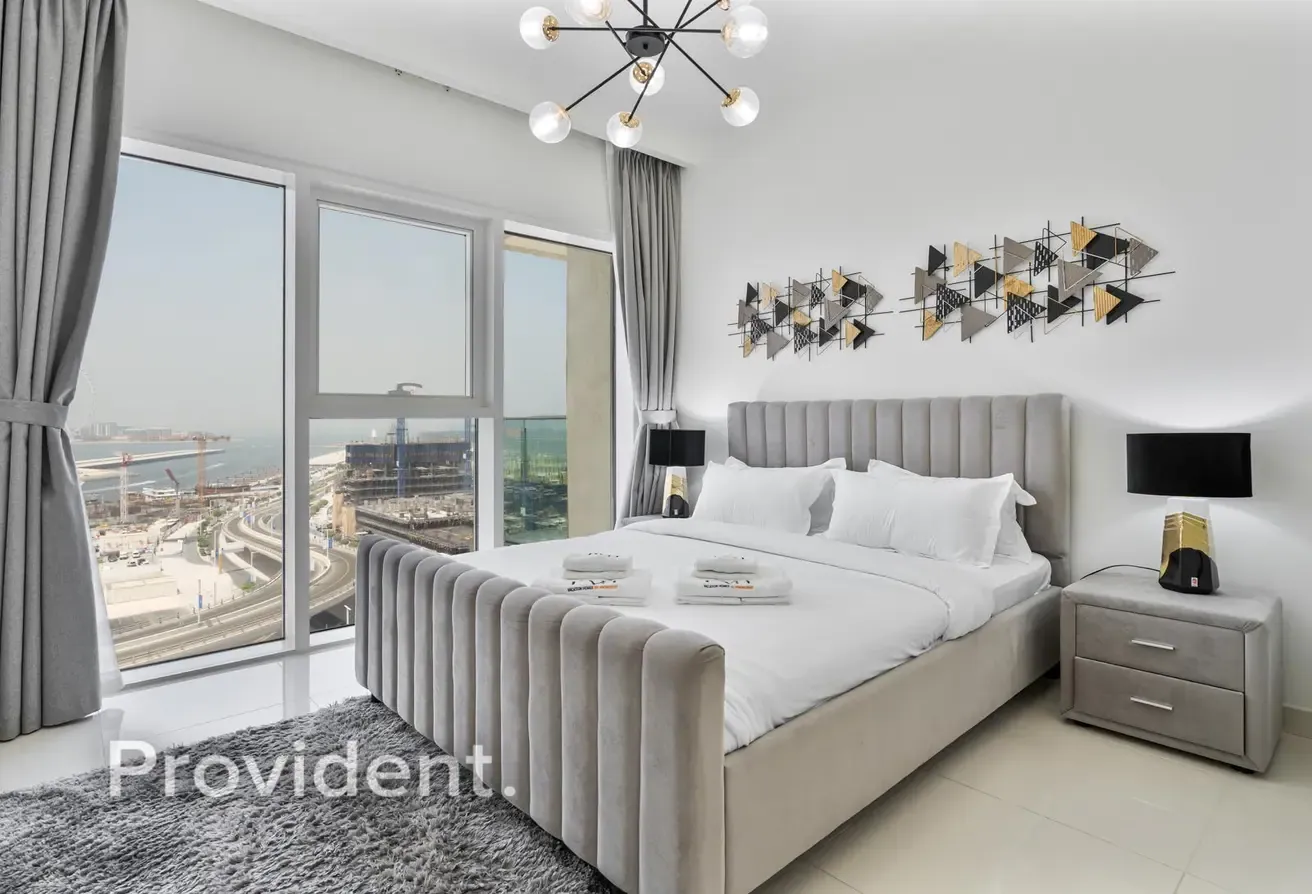 Waterfront Living | 2 Bedrooms | Fully Furnished