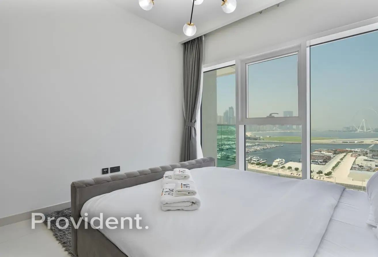 Waterfront Living | 2 Bedrooms | Fully Furnished
