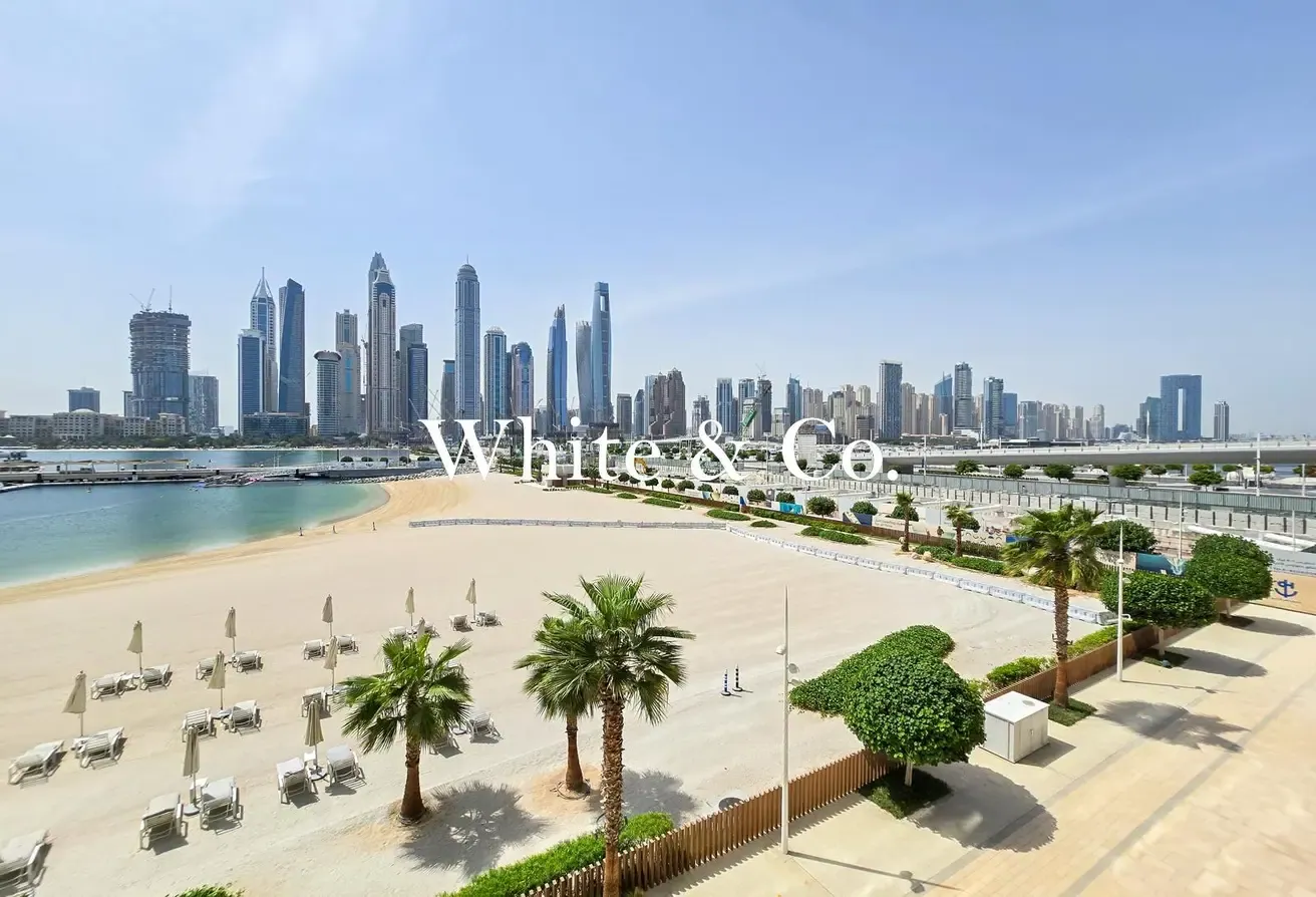 Full Beach |Marina Skyline View|Vacant Now