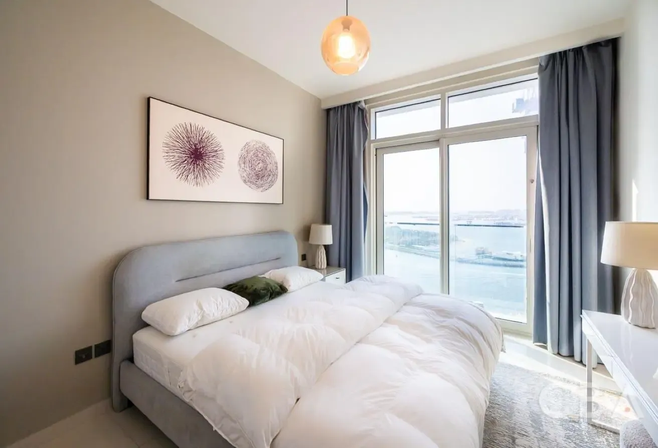 Sea and Royal Atlantis Views | Vacant Beach Access
