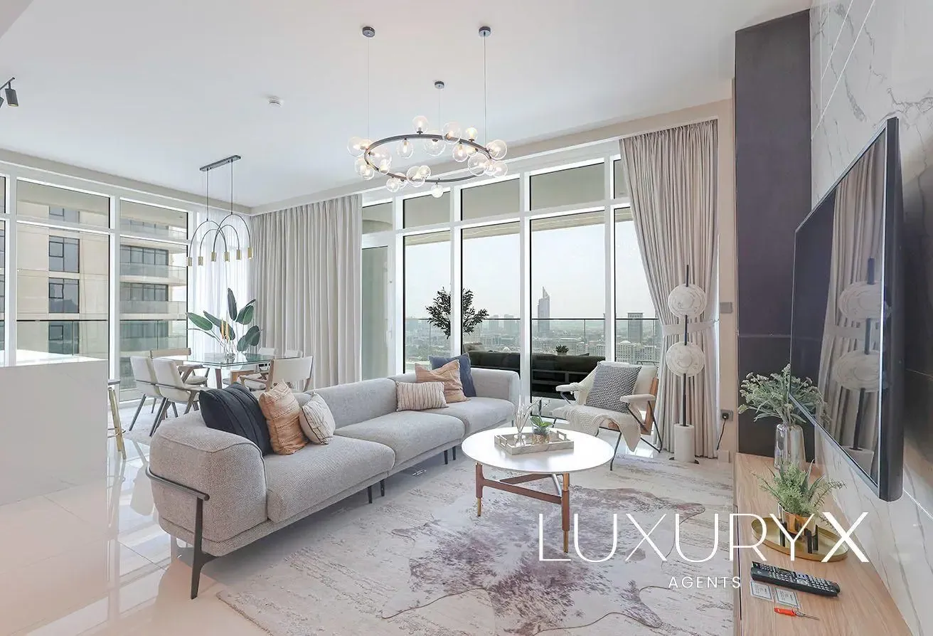 High Floor | Upgraded and Furnished | Vacant