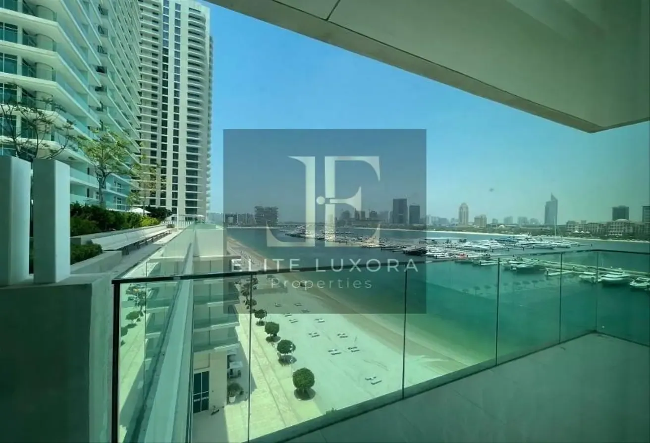 Vacant | Sunrise Bay Beachfront| Marina Living