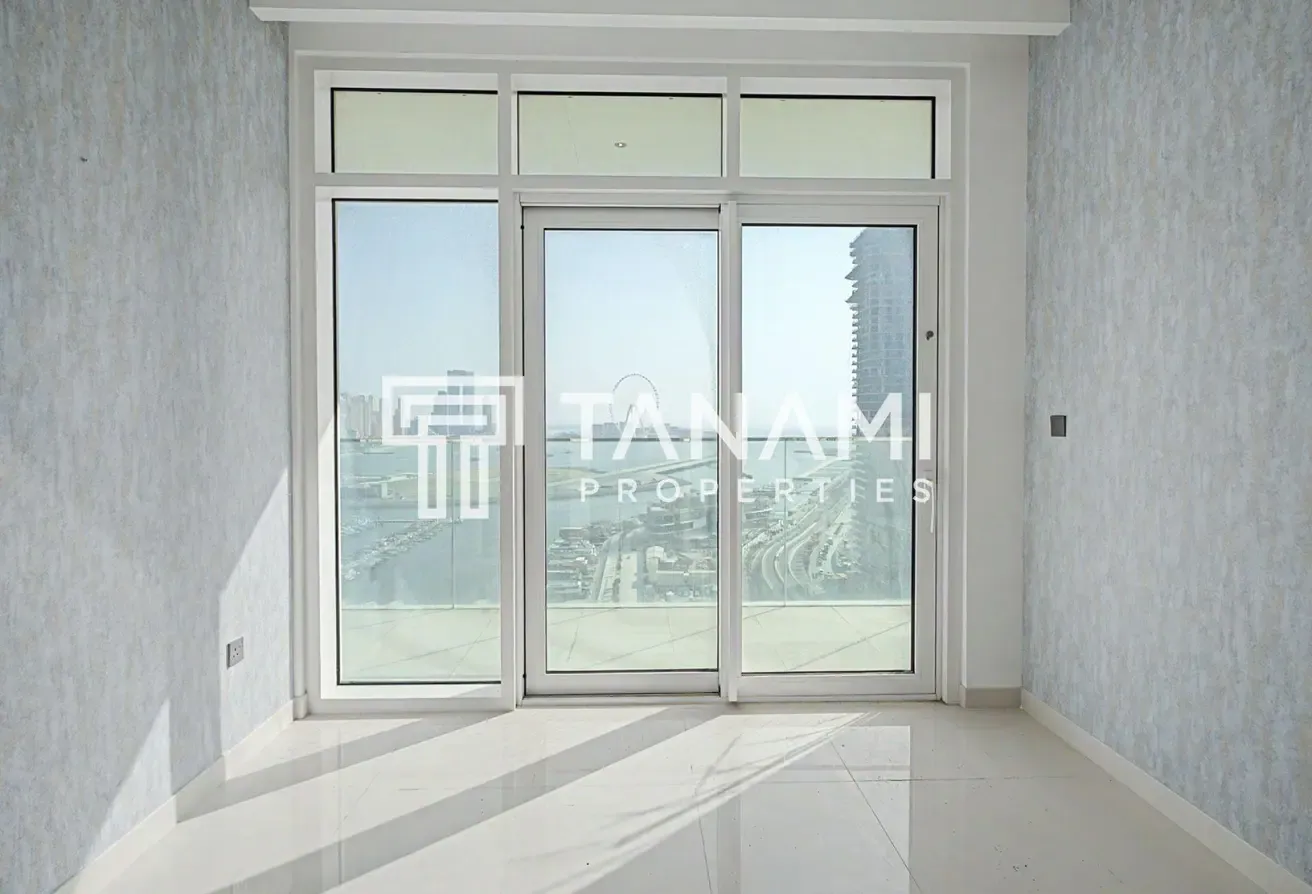 Beachfront Living | Large Layout | Corner Unit