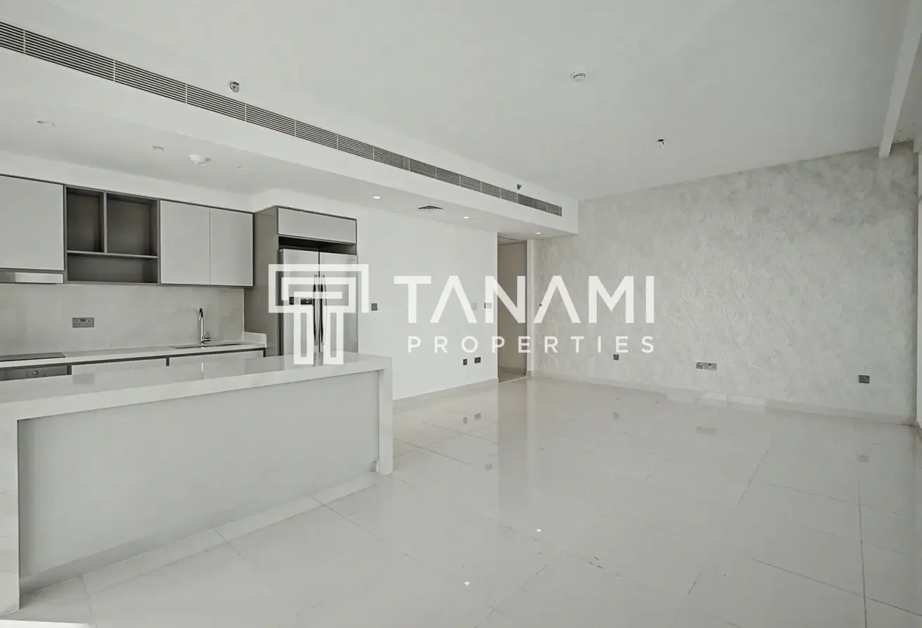 Beachfront Living | Large Layout | Corner Unit