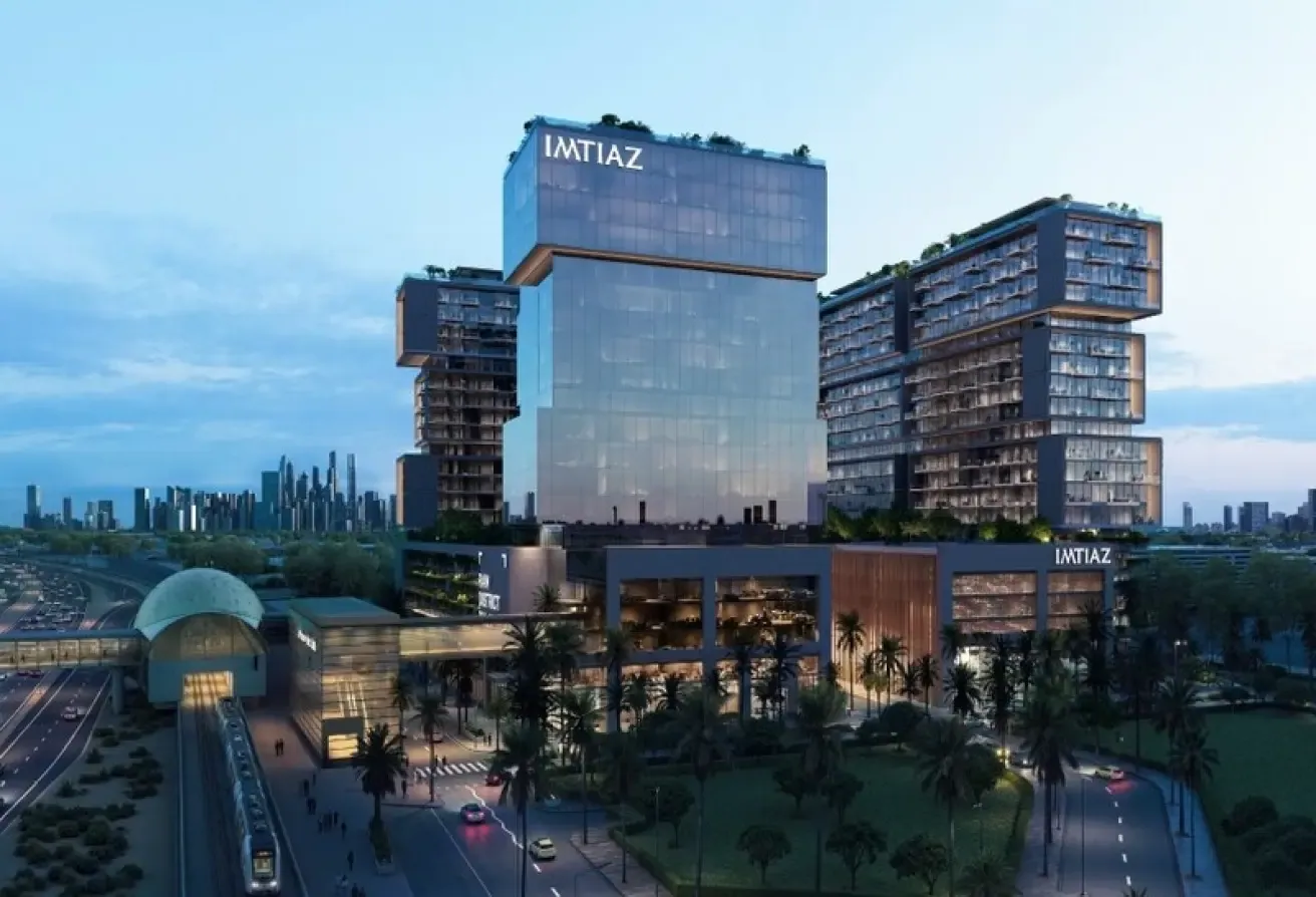 Prime Location Just walk to metro/ Fully Furnished
