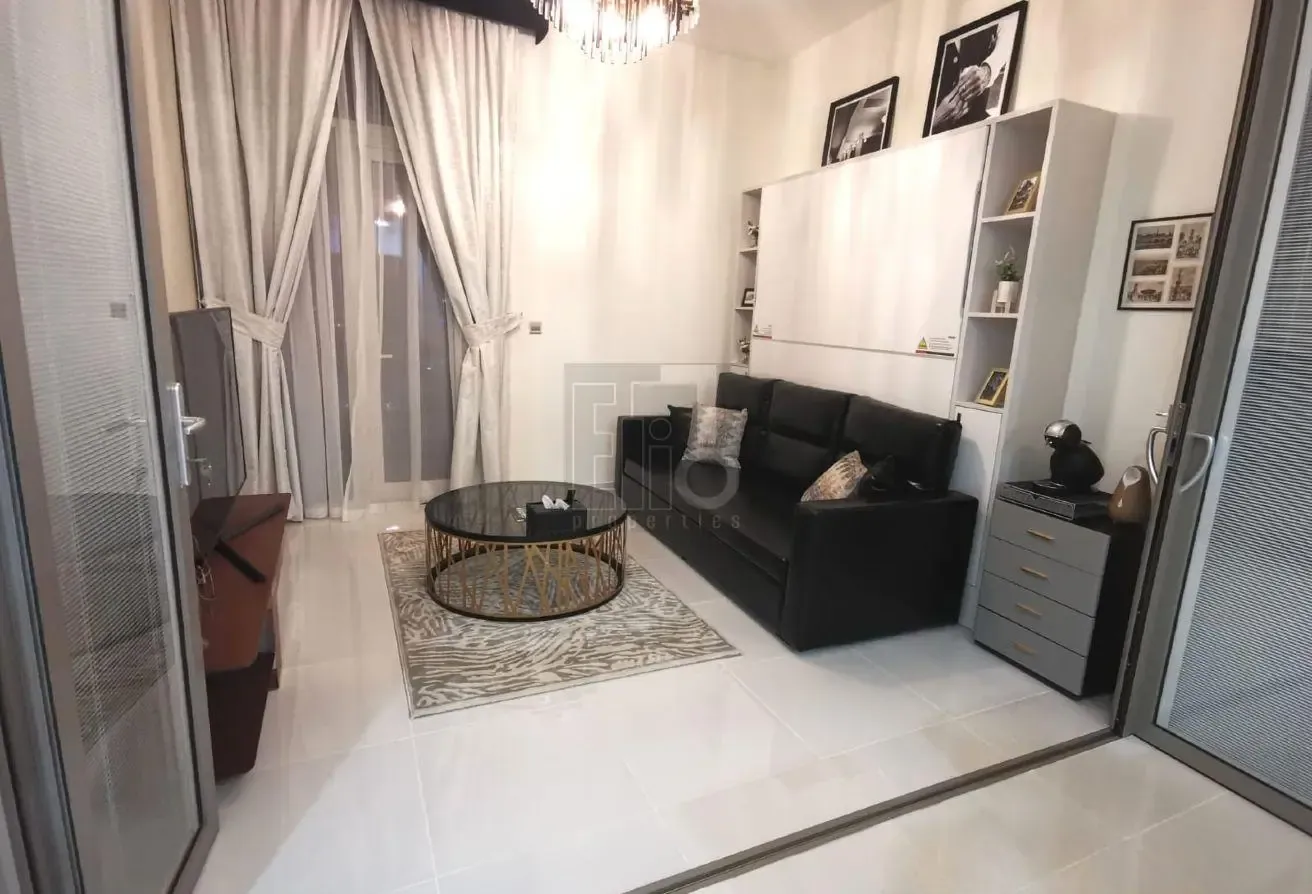 Upgraded 1 BR Apartment with Balcony in Arjan