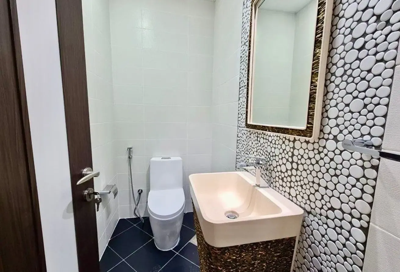Fully furnished | Miracle Garden views| No Agents