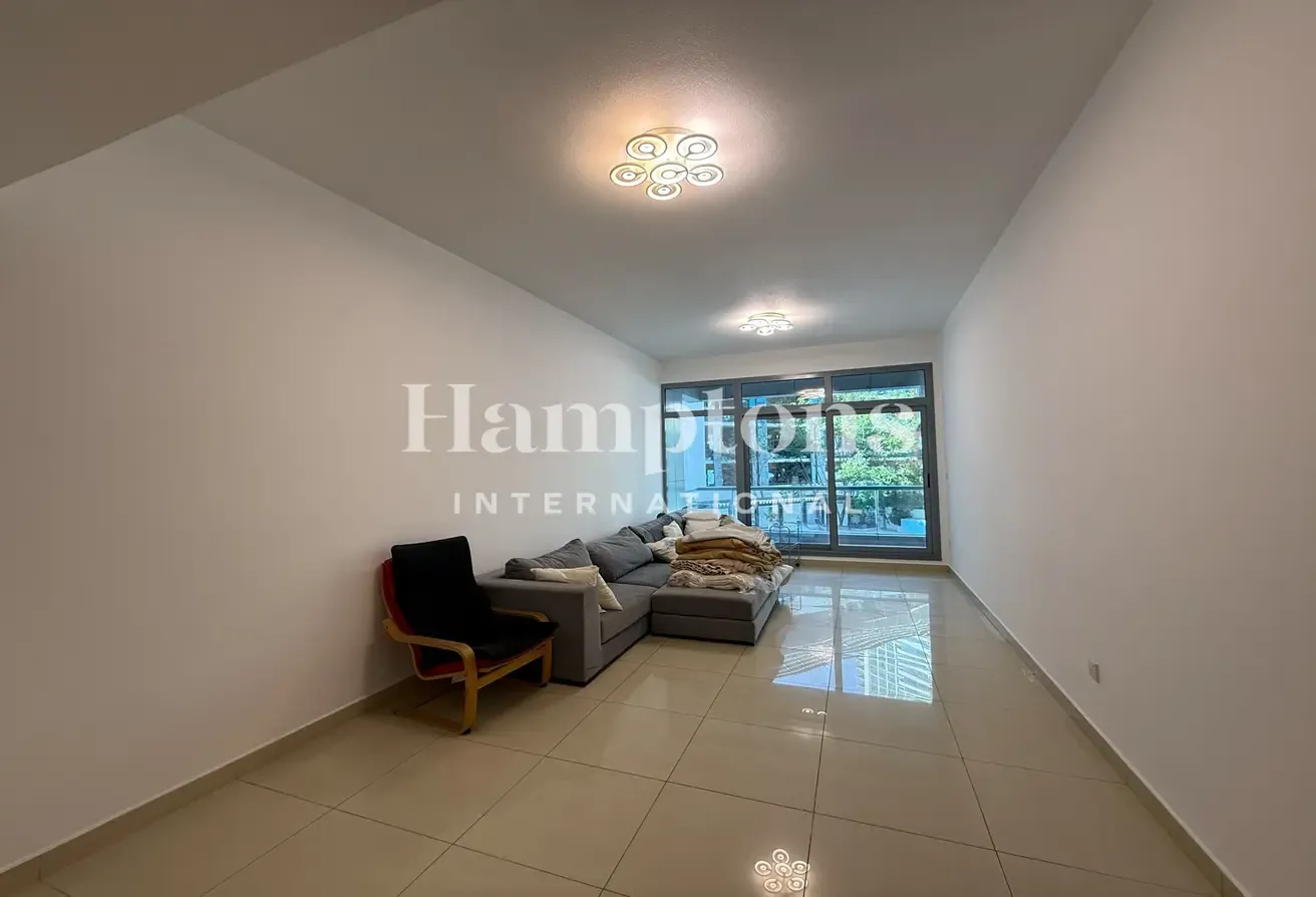 Best Price | Exclusive | Large | Vacant