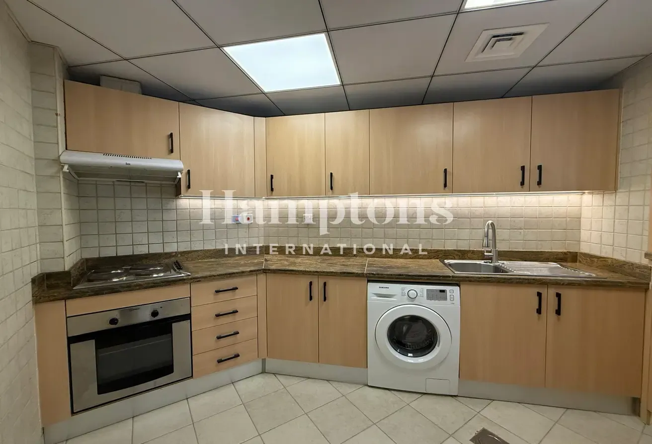 Best Price | Exclusive | Large | Vacant