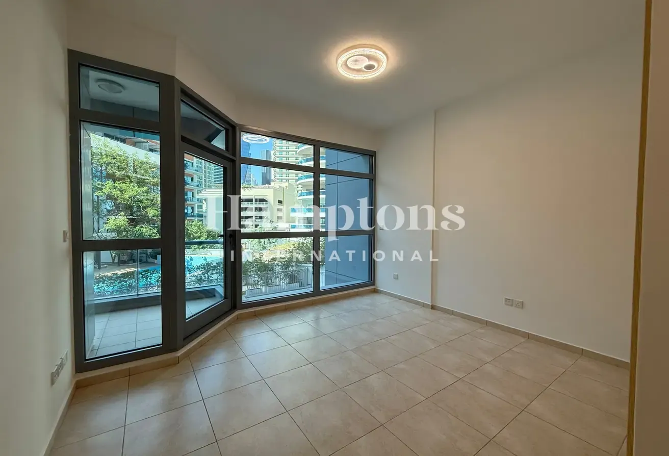 Best Price | Exclusive | Large | Vacant