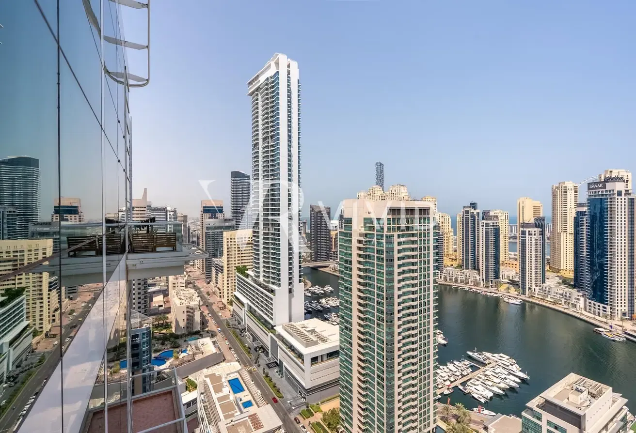 Rare Marina Duplex | Vacant 4BR | Exceptional Value