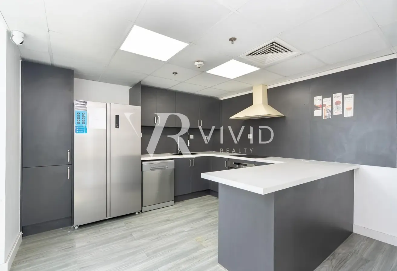 Rare Marina Duplex | Vacant 4BR | Exceptional Value