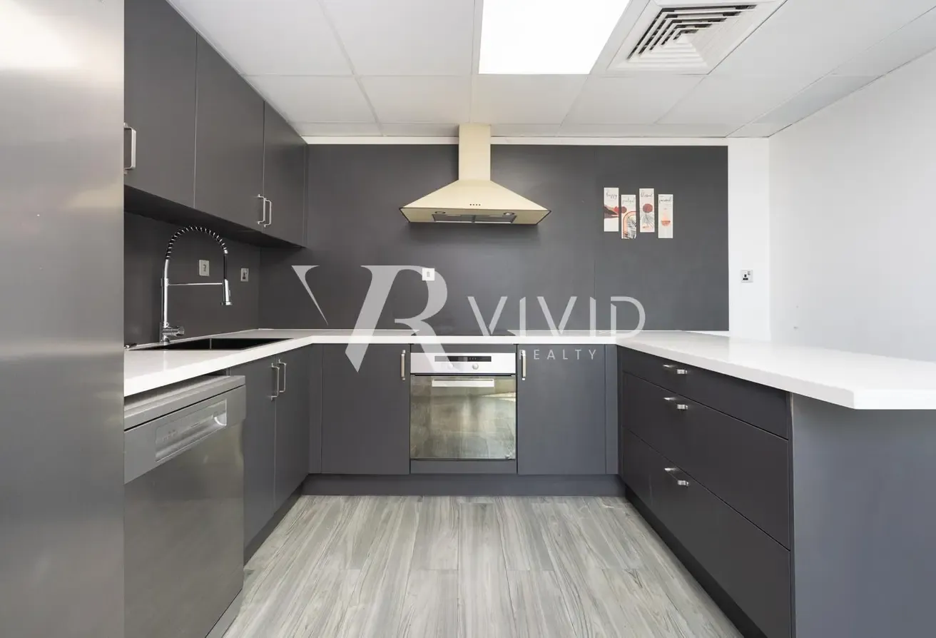 Rare Marina Duplex | Vacant 4BR | Exceptional Value