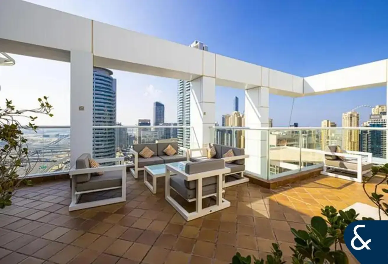 Two Bedroom | Large Living Area | Low Floor
