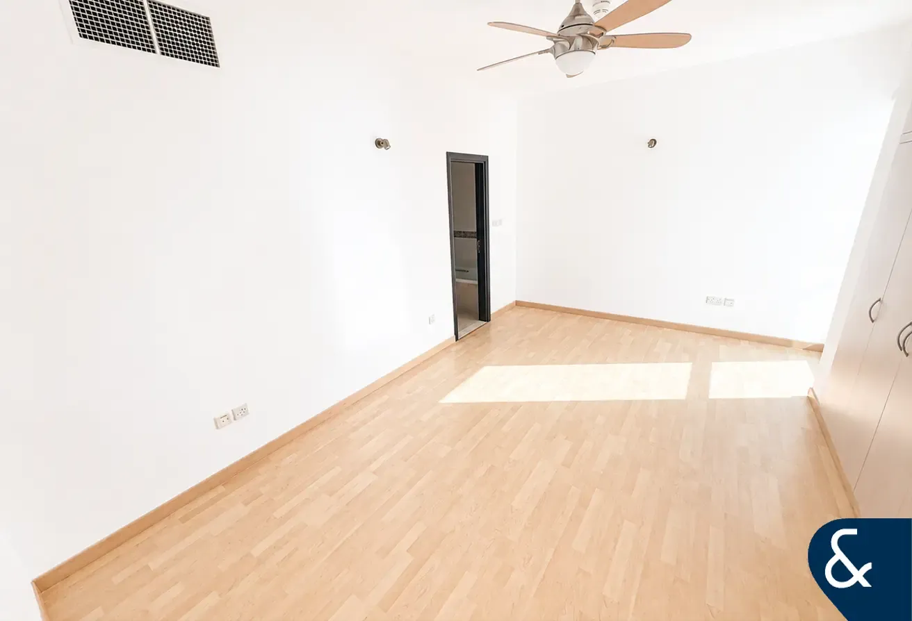 Duplex unit | Full Marina views | Vacant