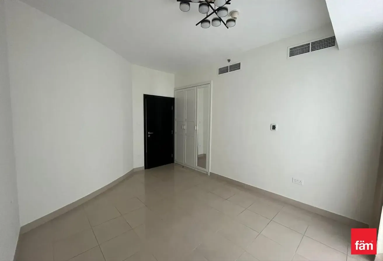 Unfurnished | Tenanted | 2 Bedroom