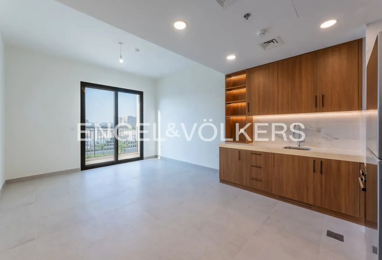 Modern Finish | White Goods Included | Tenanted
