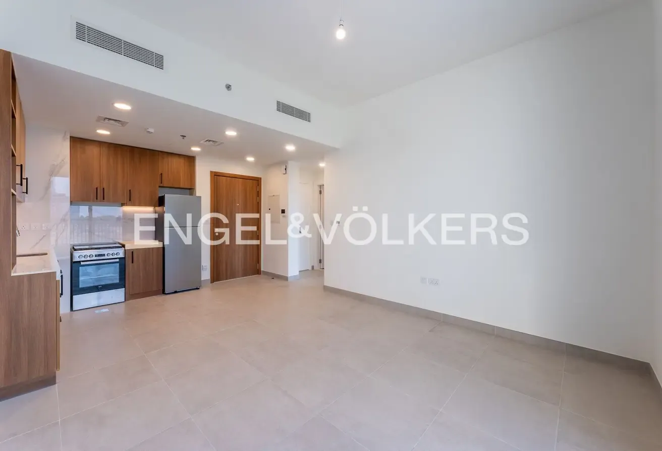 Modern Finish | White Goods Included | Tenanted