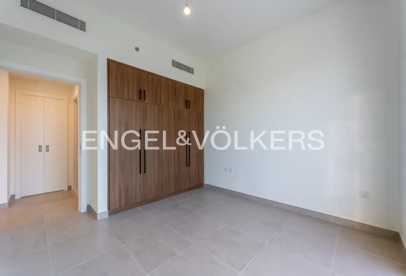 Modern Finish | White Goods Included | Tenanted