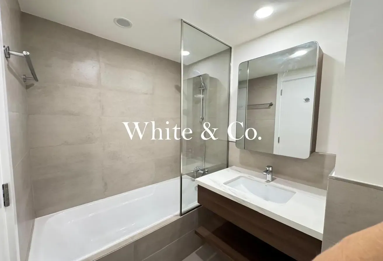 Corner Unit | Pool View | Bright Layout