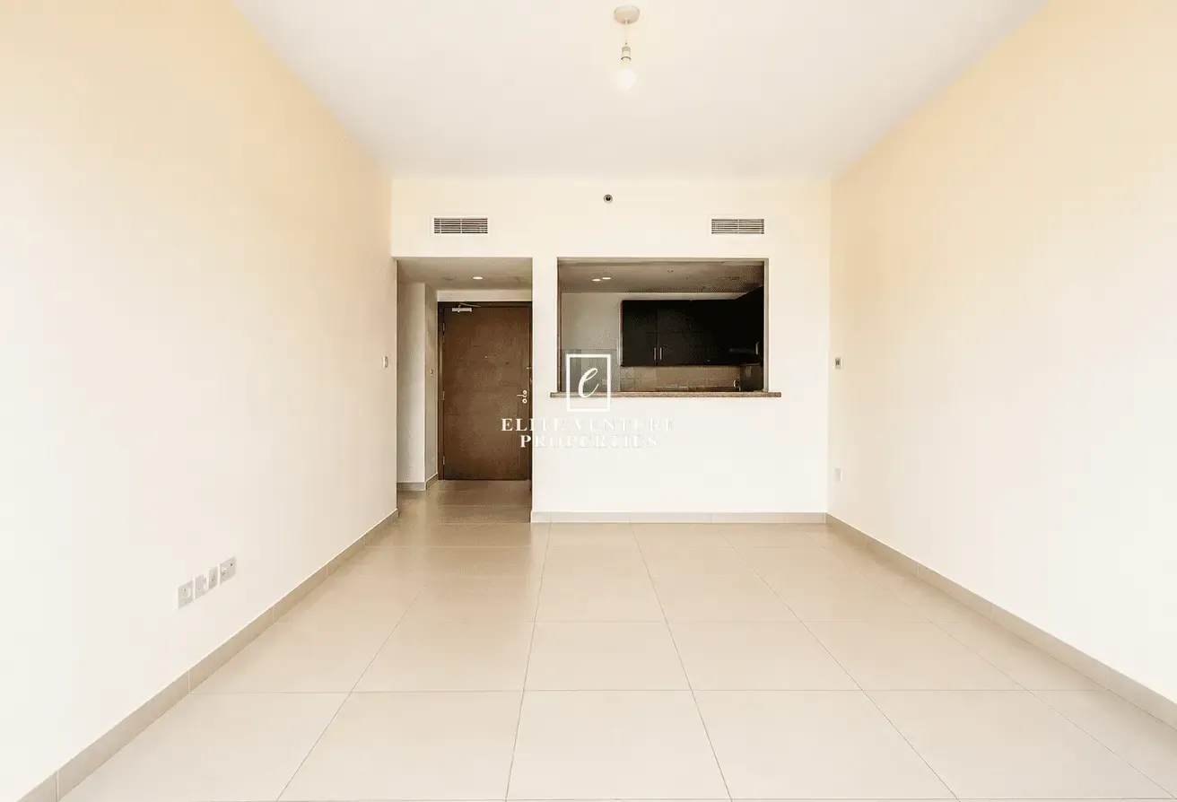 HIGH FLOOR | MODERN LIVING | SPACIOUS LAYOUT