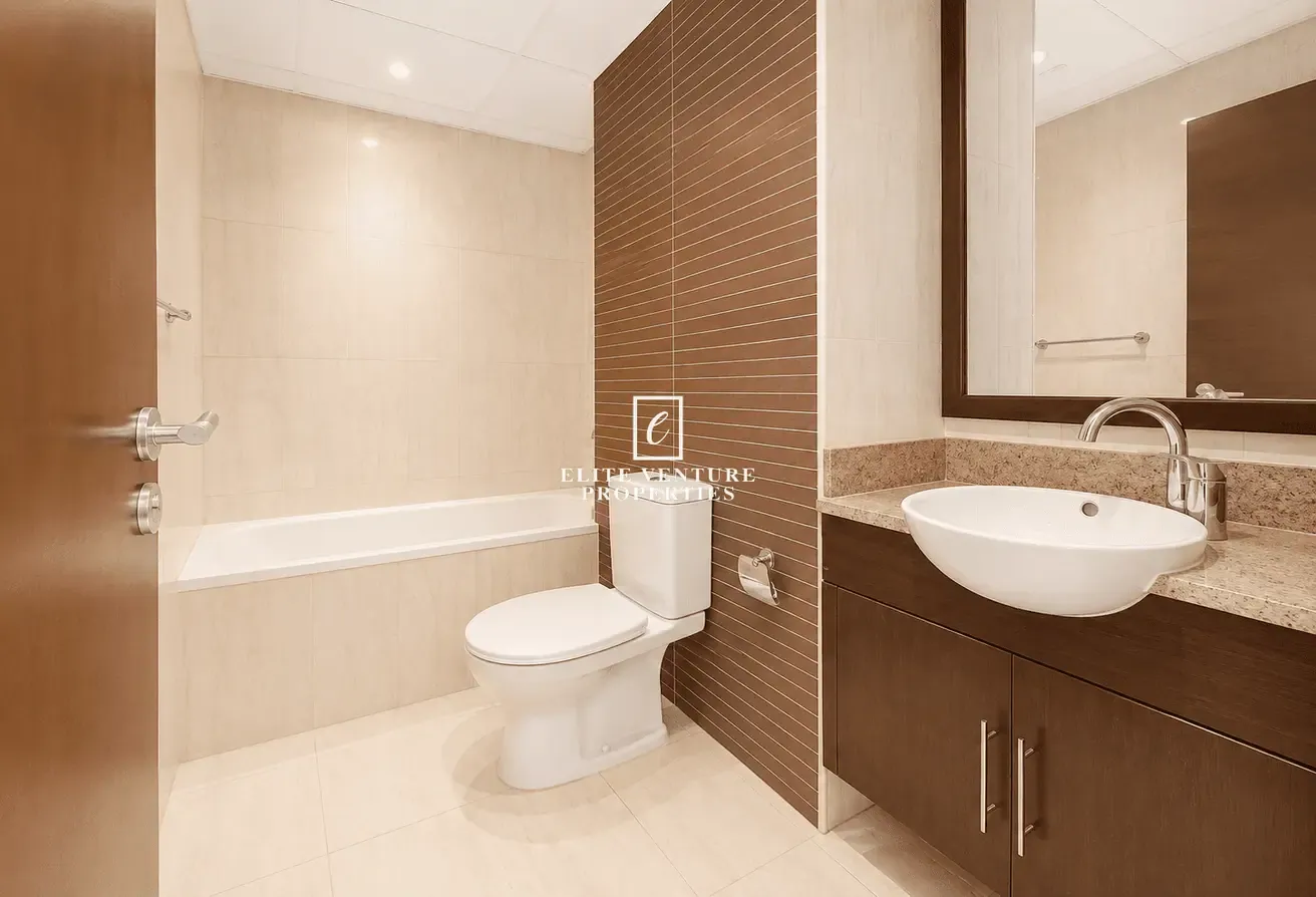 HIGH FLOOR | MODERN LIVING | SPACIOUS LAYOUT