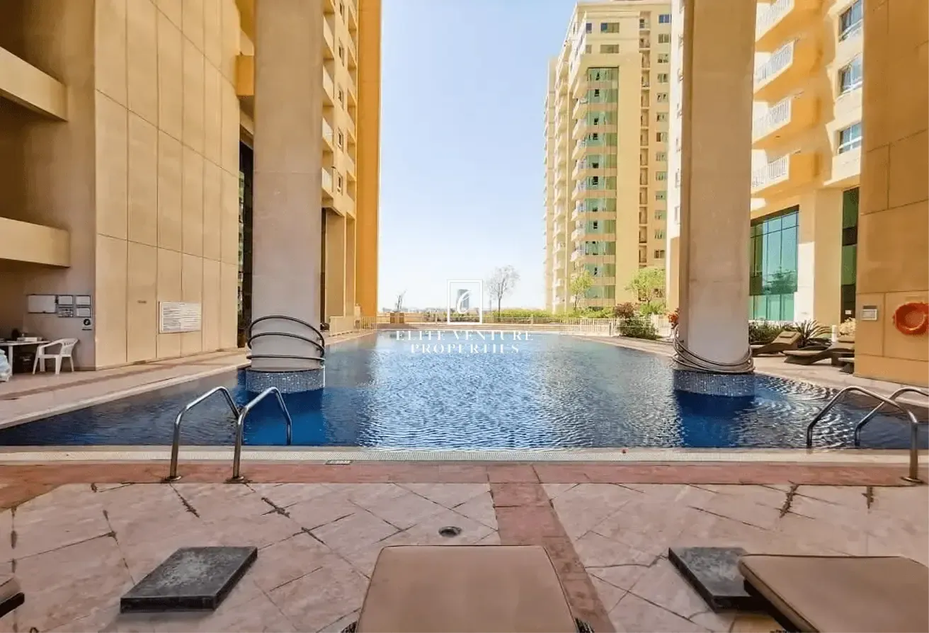 HIGH FLOOR | MODERN LIVING | SPACIOUS LAYOUT