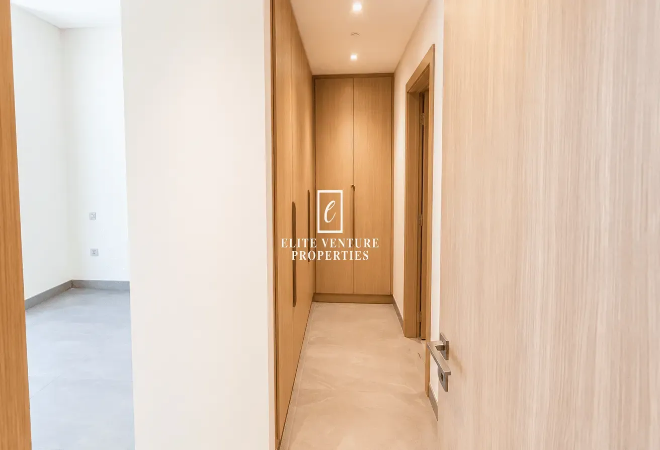 PRIME LOCATION | MODERN LIVING | SPACIOUS LAYOUT