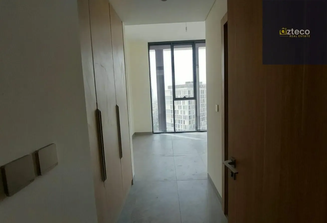 Bright | Pool View | Brand New 1 Bed