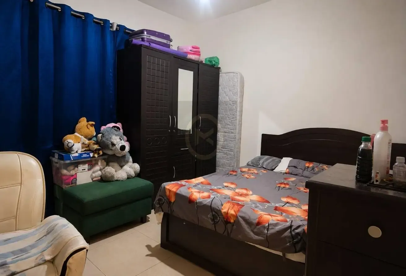 High-Floor 1BR | 2 Parking Spaces | Unfurnished