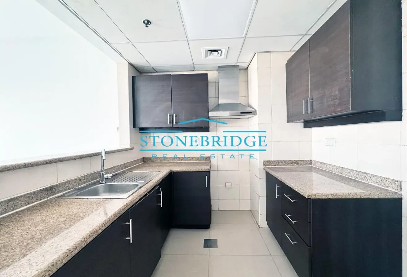 Vcaant Soon|Spacious Apartment|Prime Location
