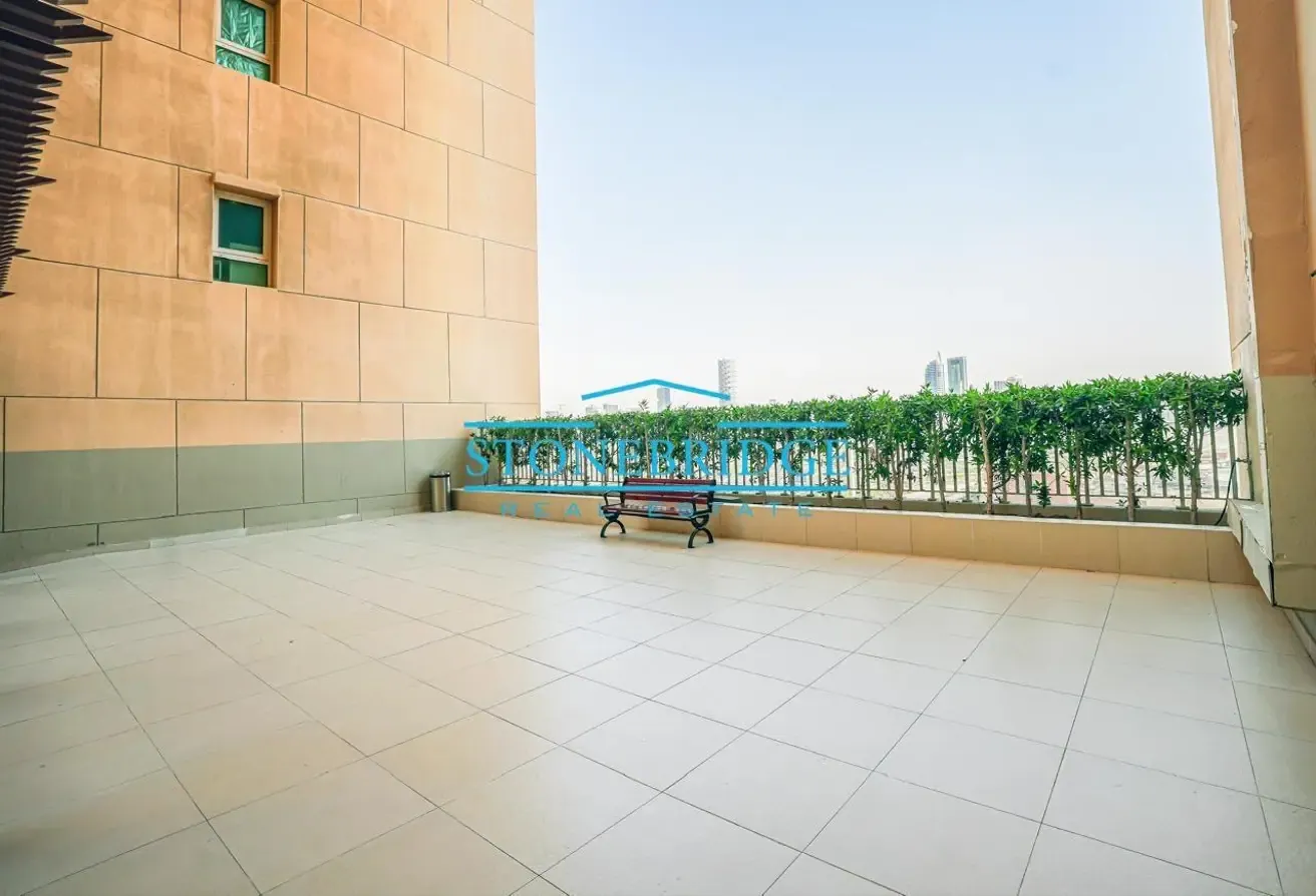 Vcaant Soon|Spacious Apartment|Prime Location