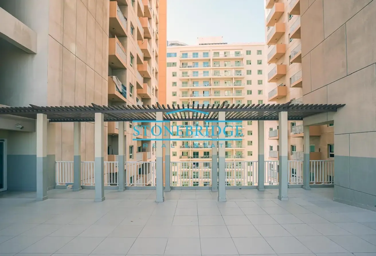 Vcaant Soon|Spacious Apartment|Prime Location