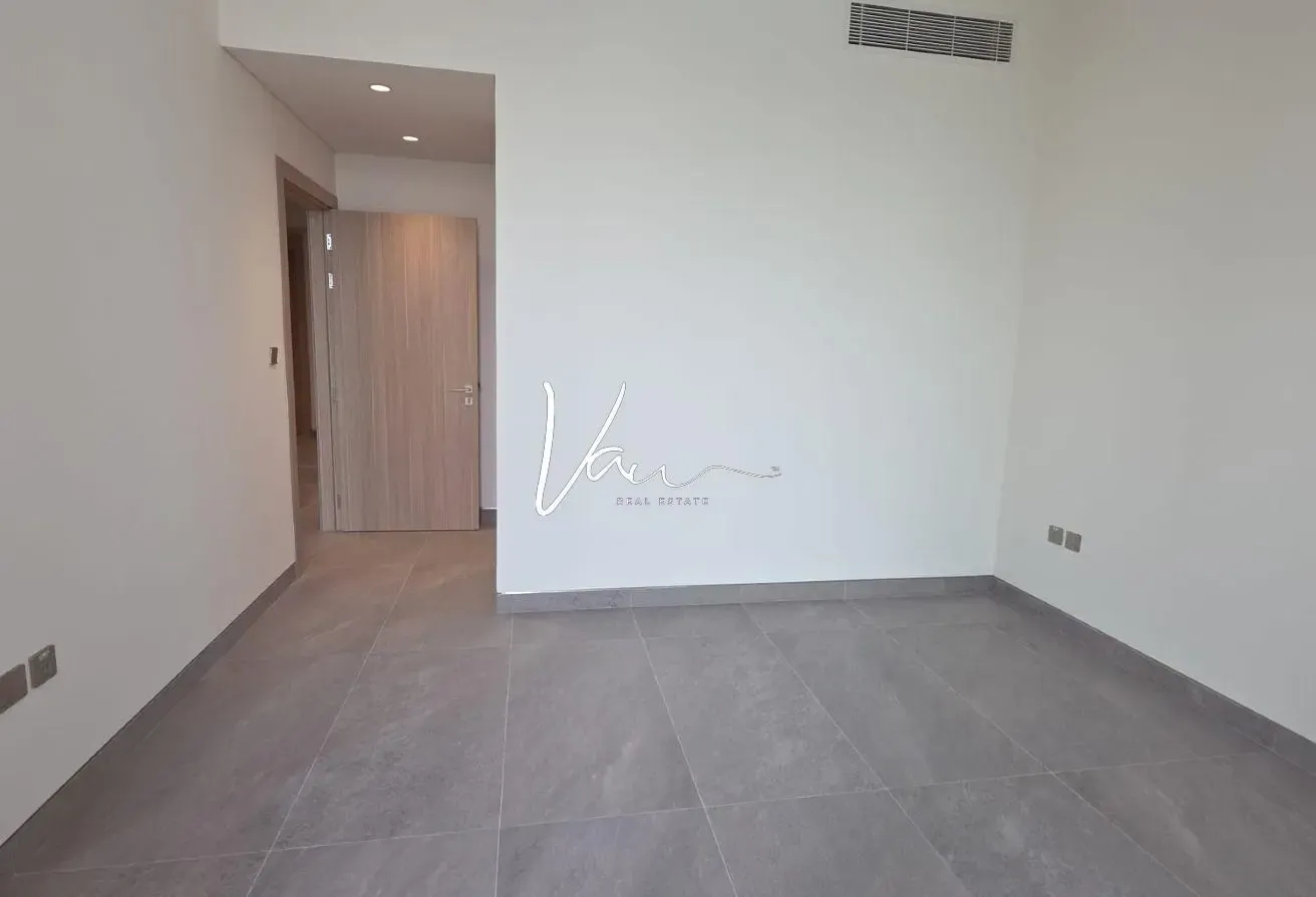 Hot Deal | Spacious 1BR w/ Balcony | Midtown IMPZ