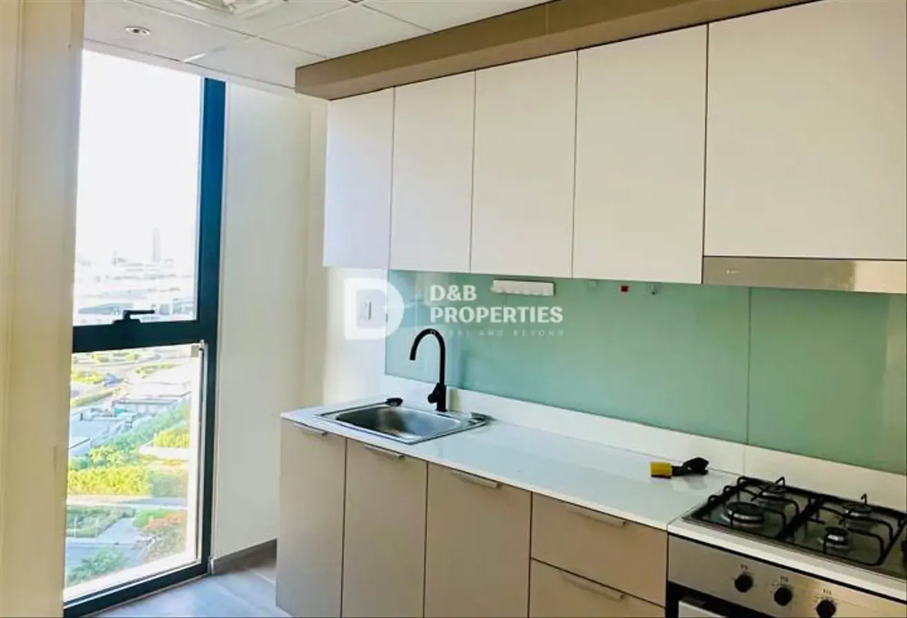 Brand NEW | Closed Kitchen | Open view