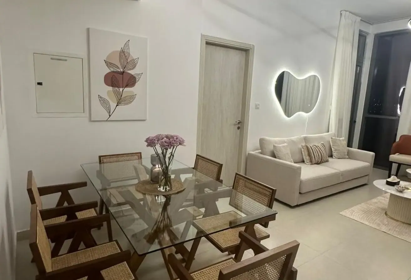 Modern Furnished| Prime Locatio | Ready to Move In