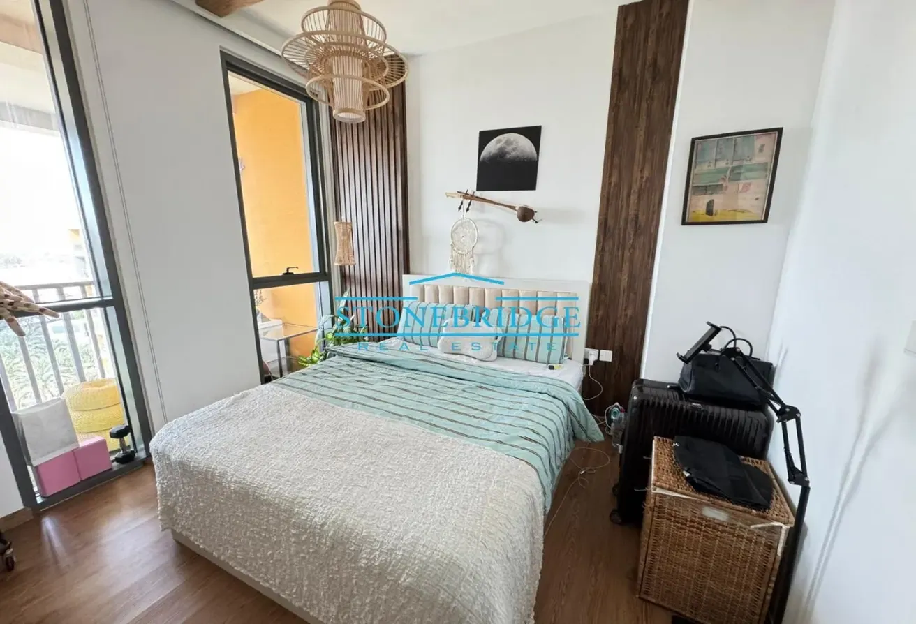 Fully Furnished | Pool View| Upgraded