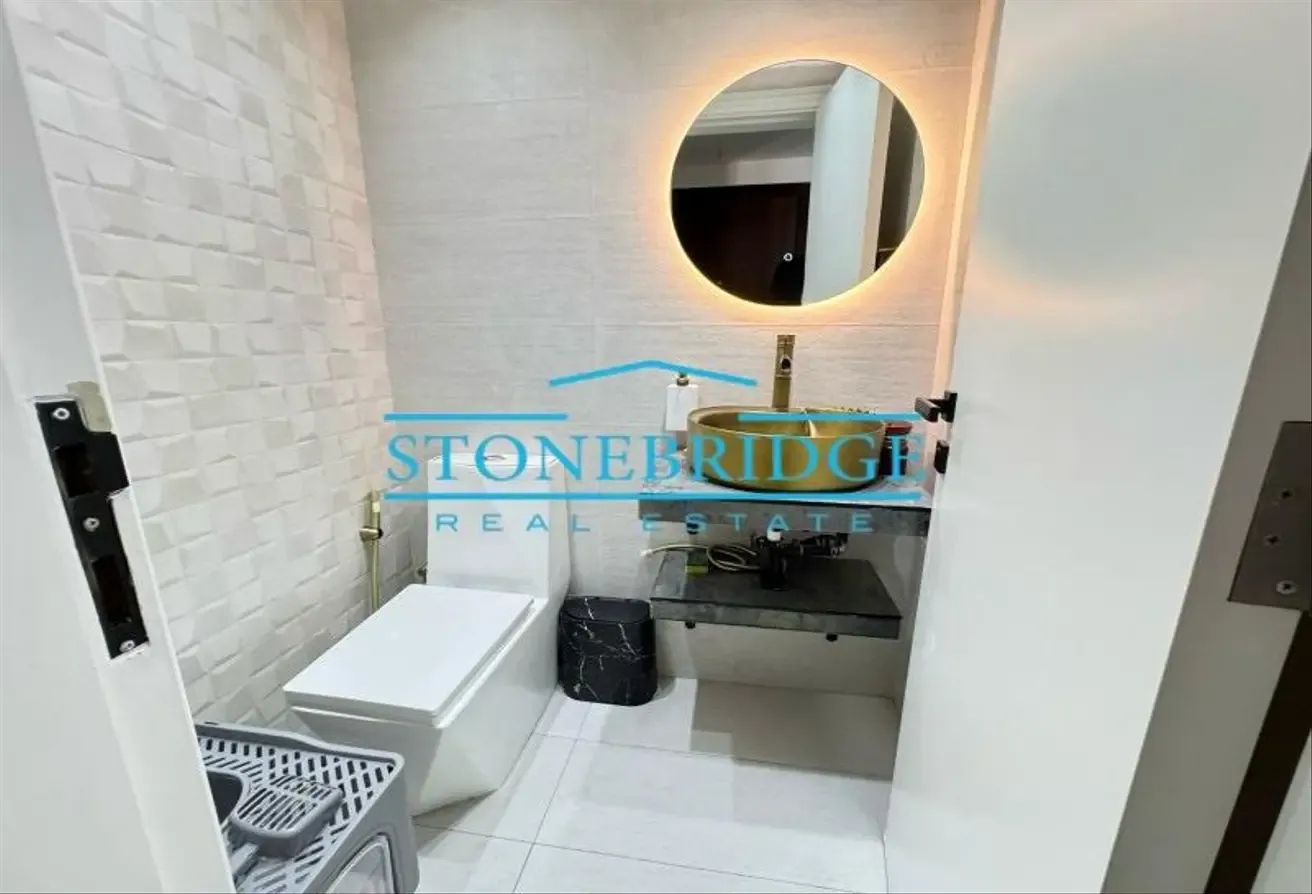 Fully Furnished | Pool View| Upgraded