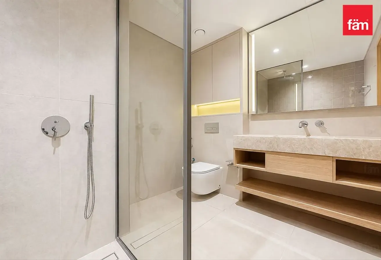 Best Deal | Vacant I Unfurnished I 4 Cheques