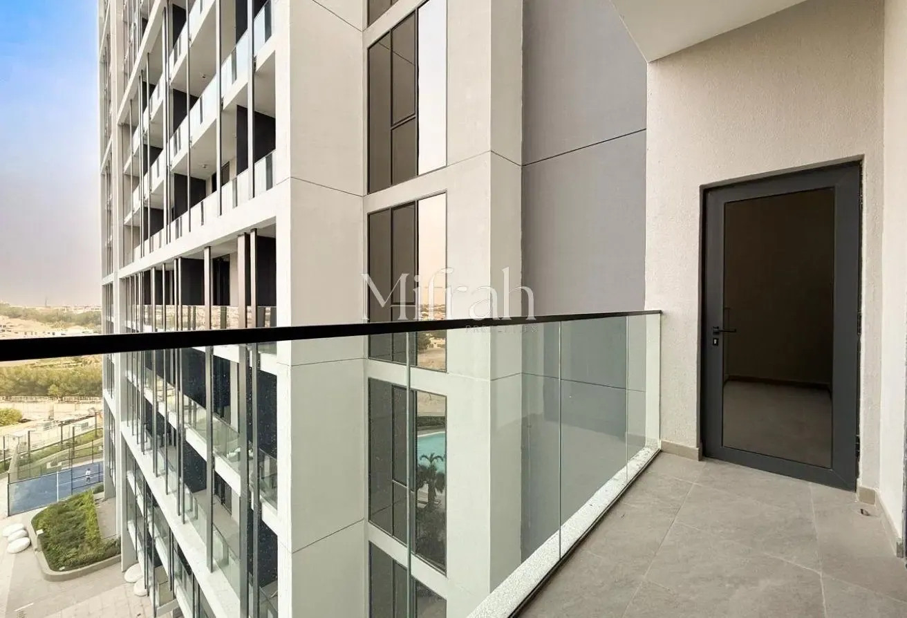 Spacious Layout | Vacant | Semi-Furnished