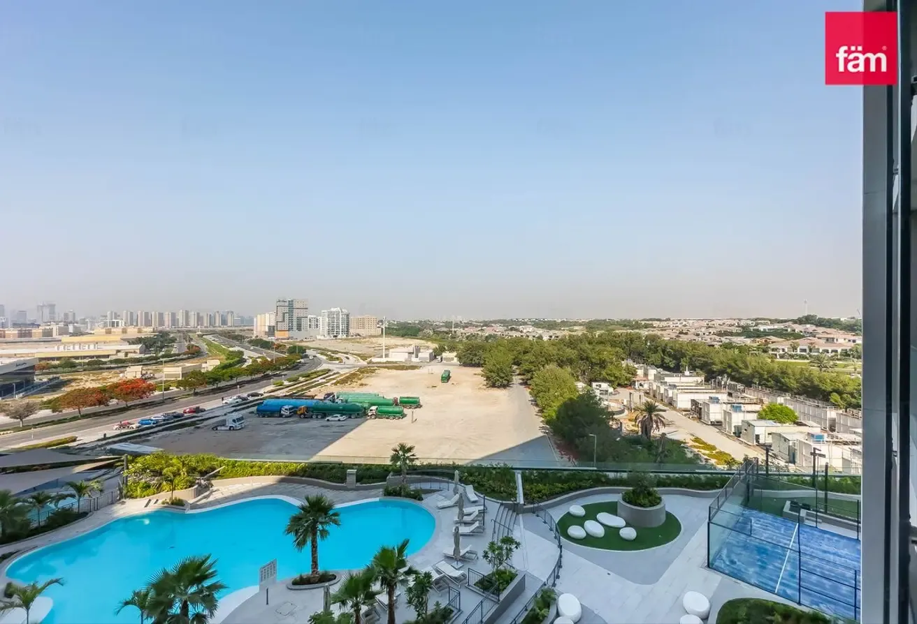 Full Jge View I Handed Over I Spacious | Brand New
